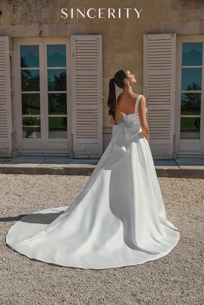 A-Linie Justin Alexander Bridal - Brautmode für die moderne, elegante Braut 05012:  Brautkleid grosser Masche